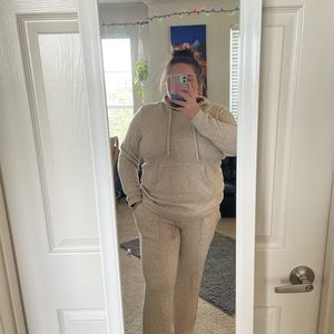 Women’s Matching Sweatshirt Set